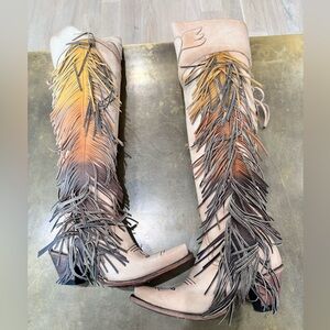 Junk Gypse Women’s Spirit Animal Ombré Fringe Boot Size 8.5